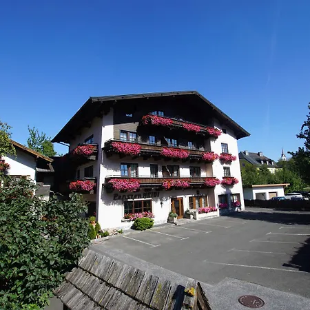 בית הארחה Heidi 3*