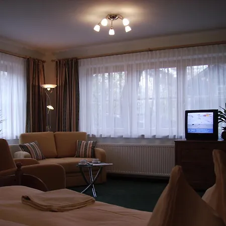 בית הארחה Heidi קפרון