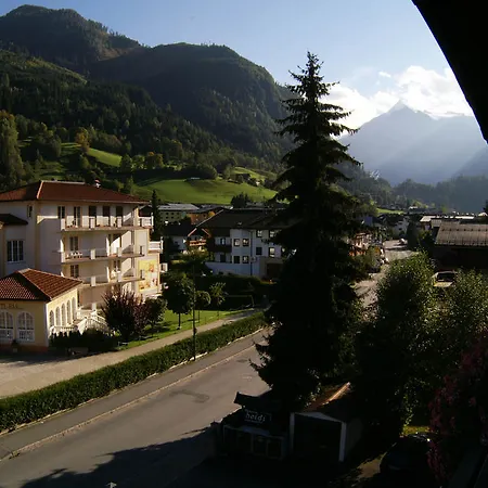 בית הארחה Heidi