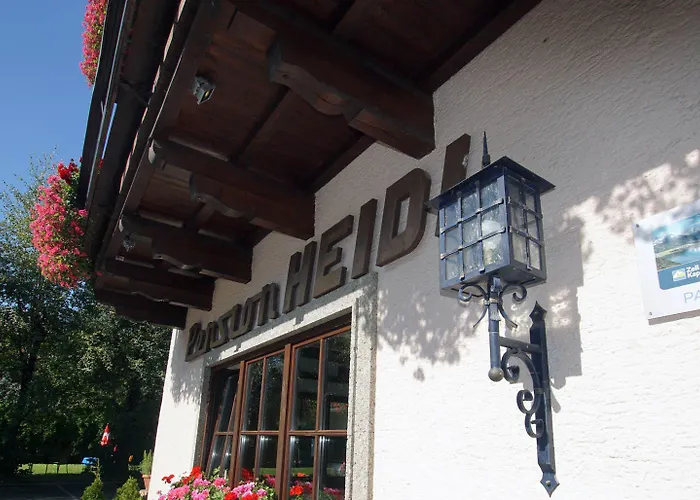 Heidi Casa de hóspedes 3*