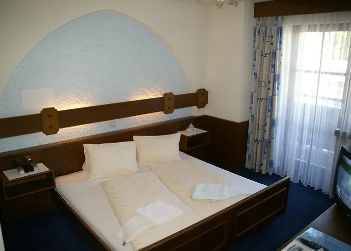 Casa de hóspedes Heidi 3*